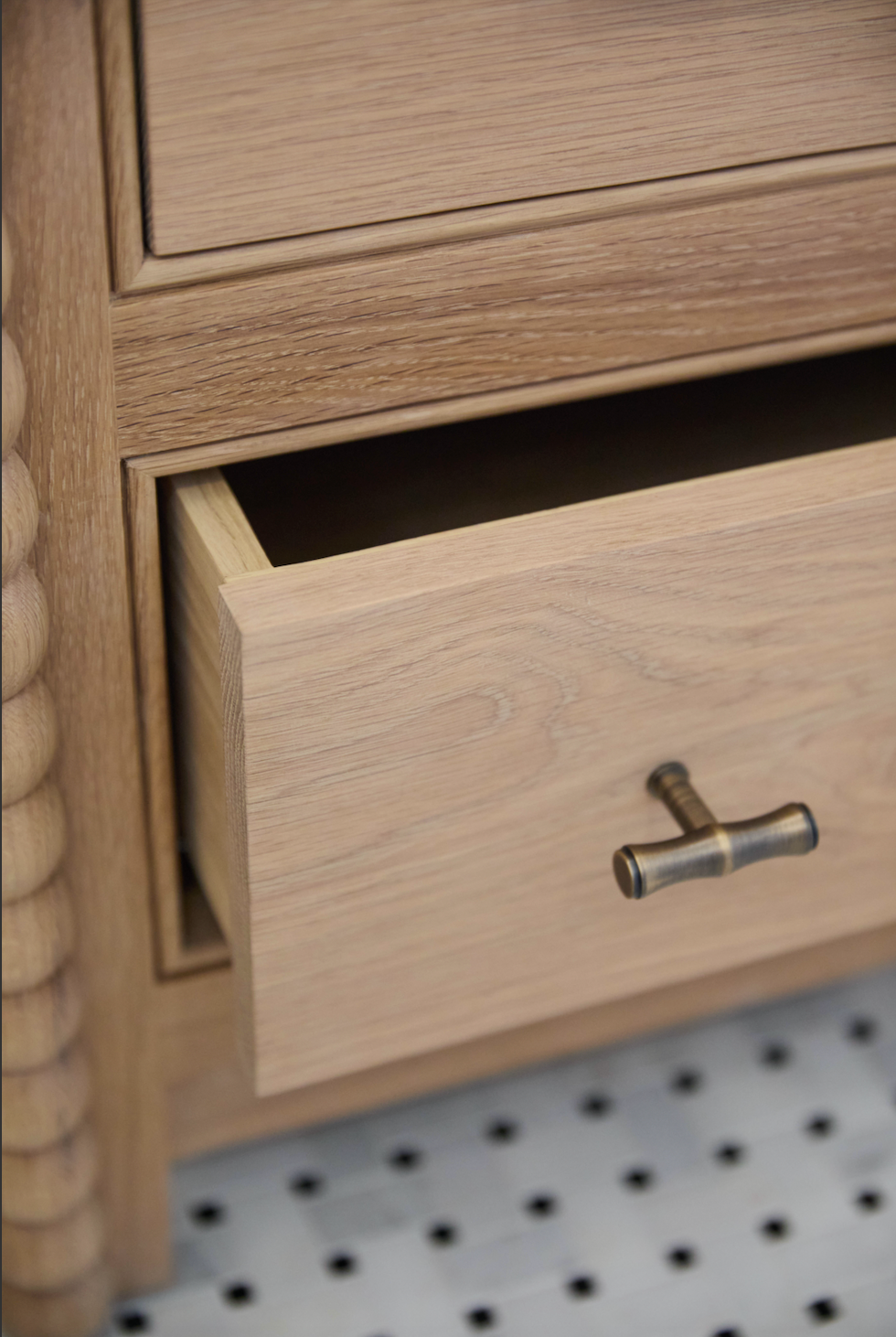 'The Bobby' Vanity Unit